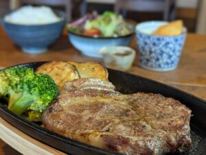 サイボクゴールデンポークの炭火焼ステーキ膳