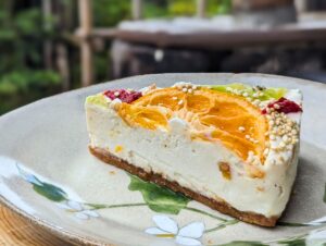 季節のフルーツのRawケーキ